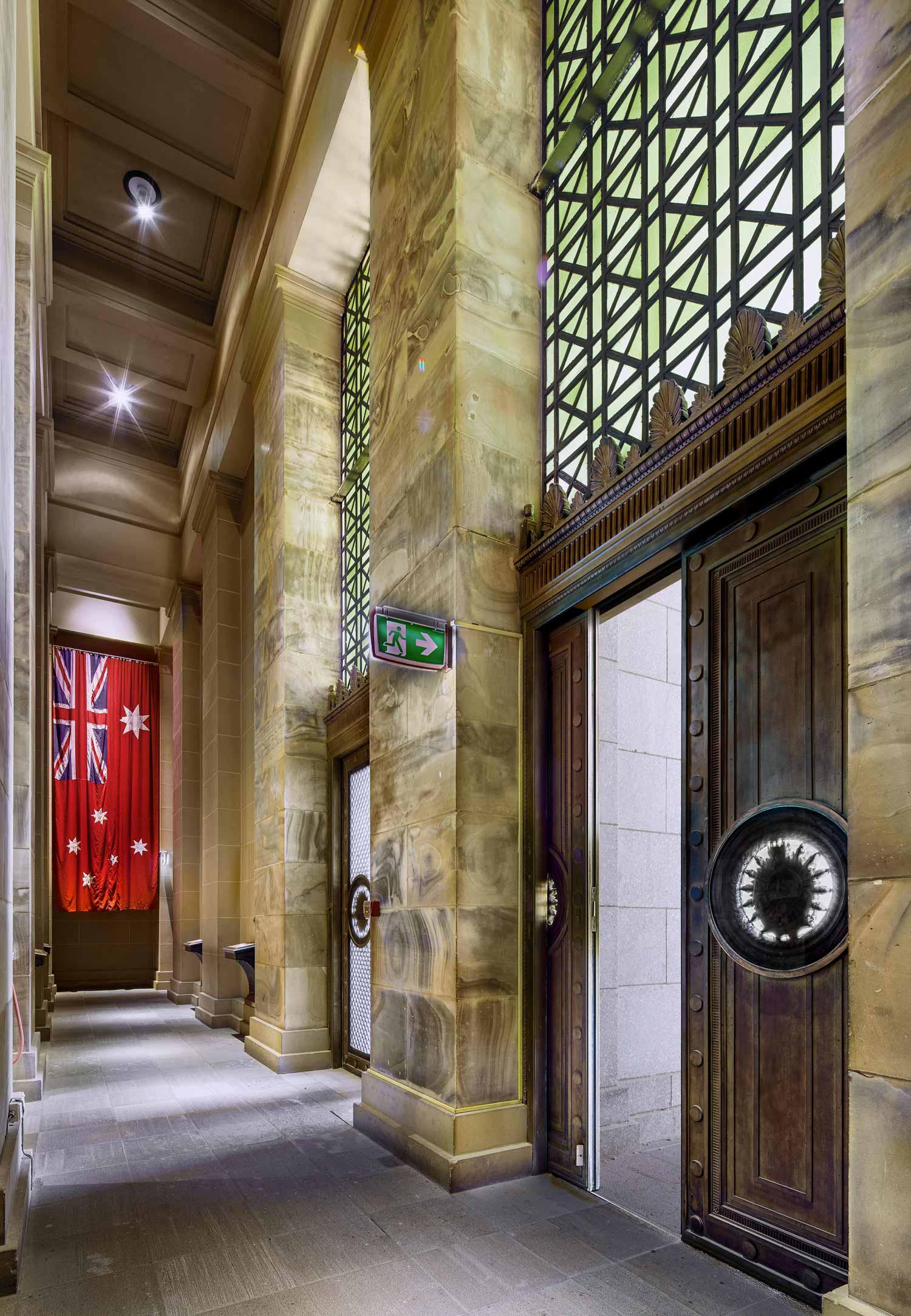 Doors weighing up to 1000kg